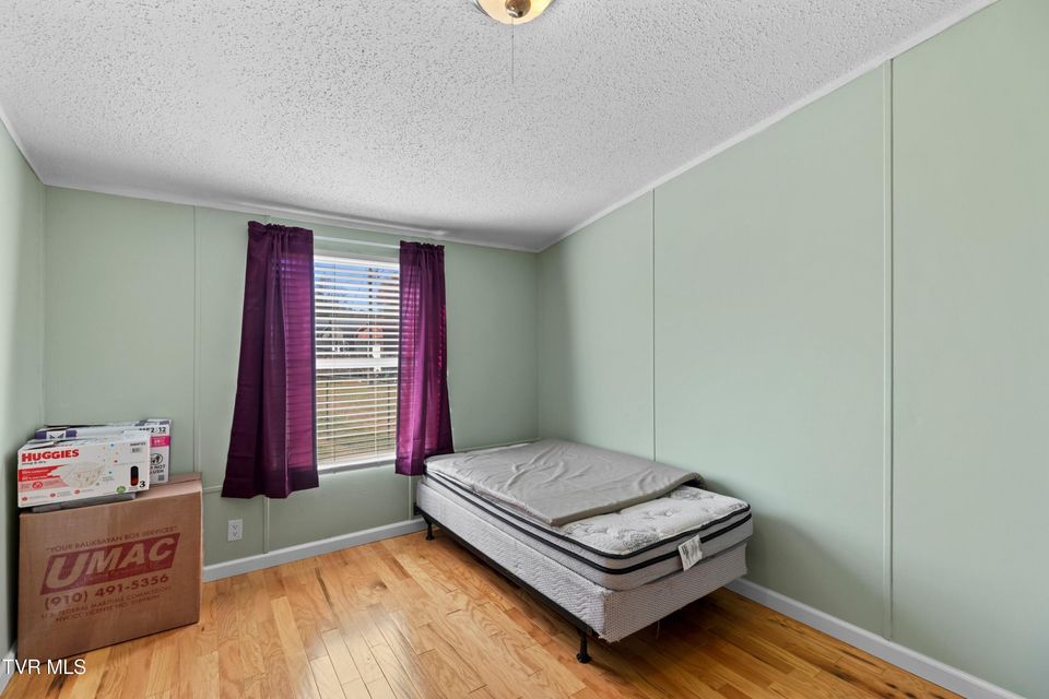 Photo #14: 921 Rocky Summit Road