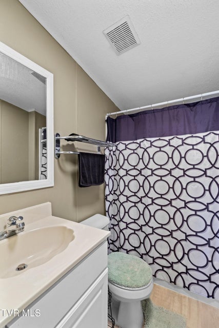 Photo #17: 921 Rocky Summit Road