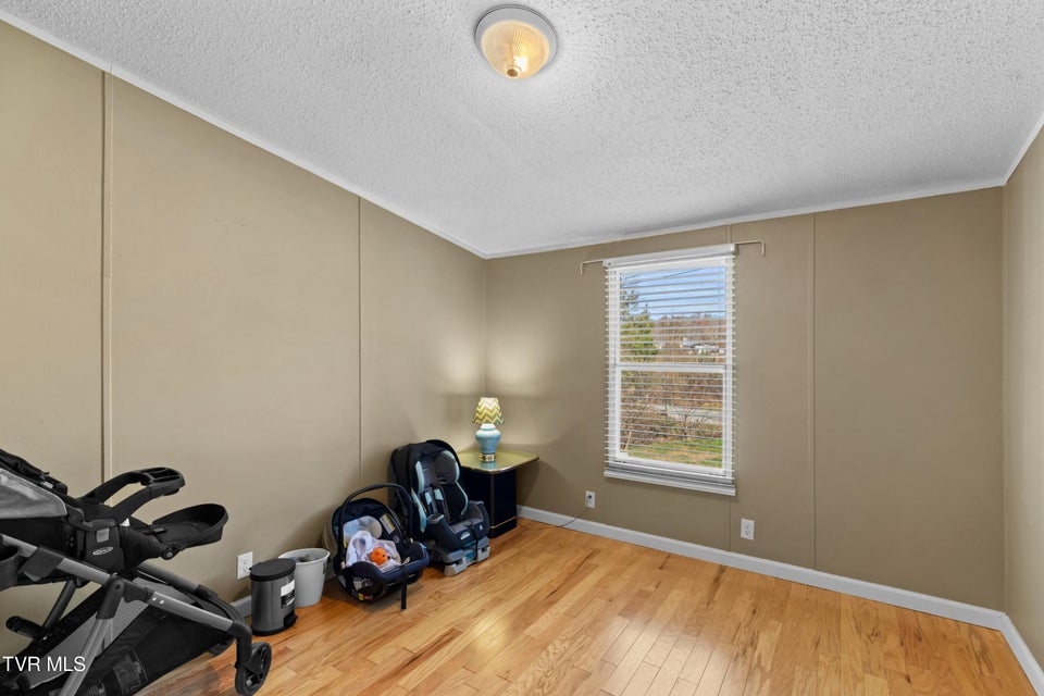 Photo #18: 921 Rocky Summit Road