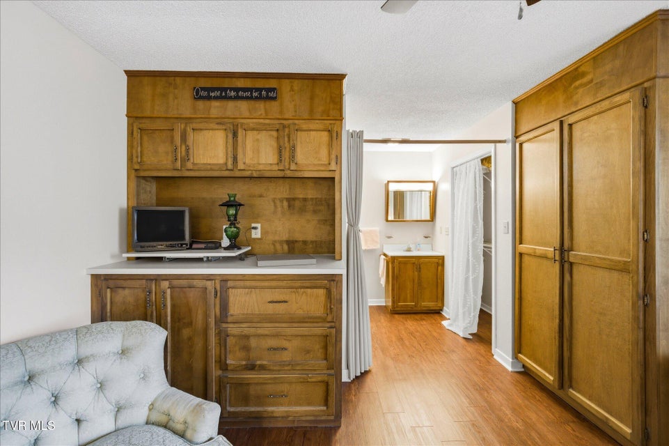 Photo #80: 951 Carson Springs Road