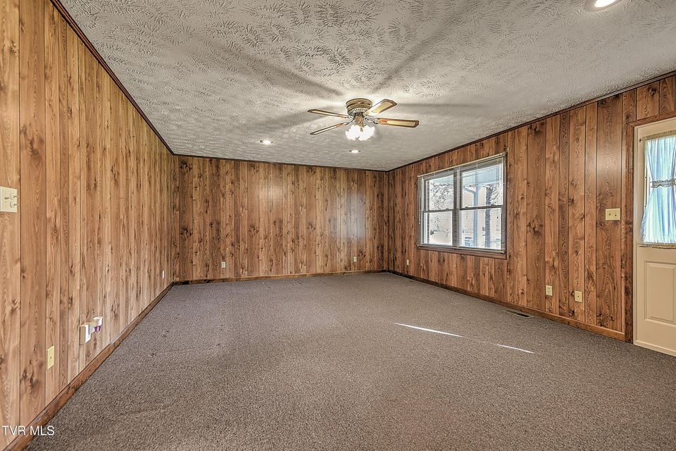 Photo #8: 1363 Highway 91 