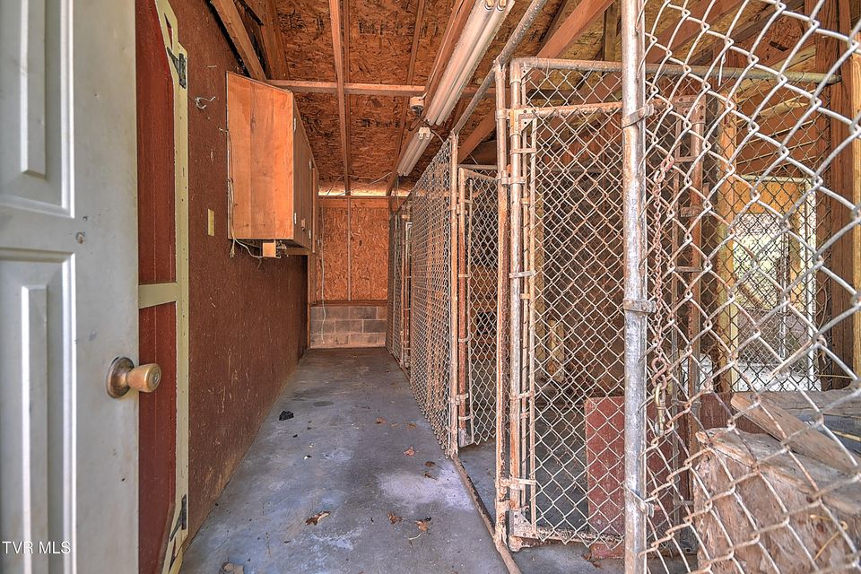 Photo #36: 1363 Highway 91 