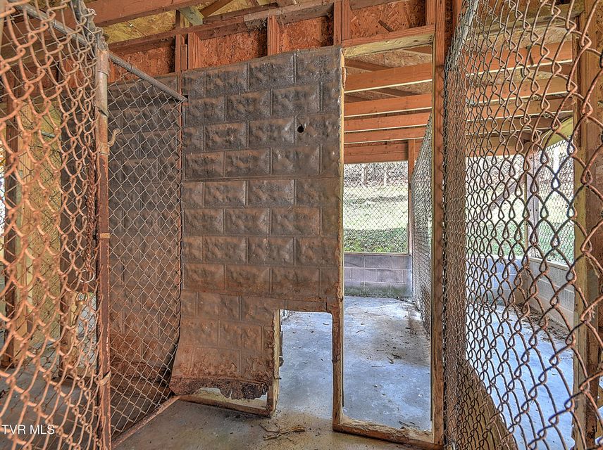 Photo #37: 1363 Highway 91 