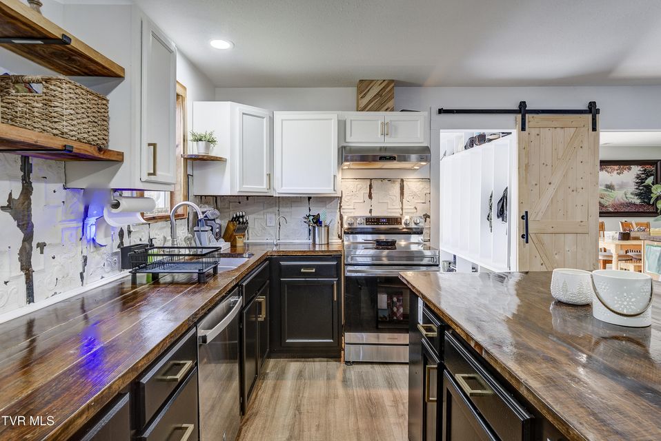 Photo #12: 238 Old Embreeville Road