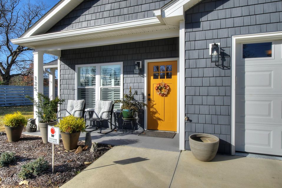 Photo #4: 125 Lynn Road