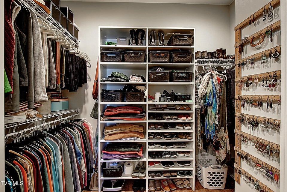 Photo #20: 125 Lynn Road