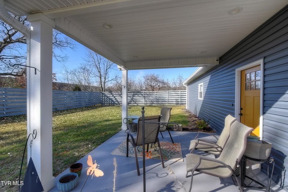 Photo #29: 125 Lynn Road