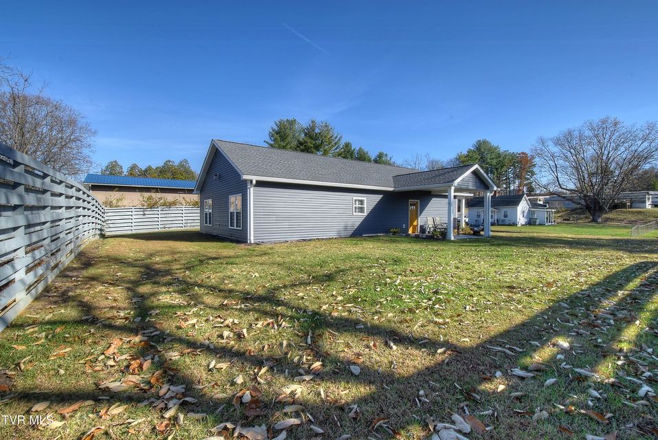 Photo #30: 125 Lynn Road