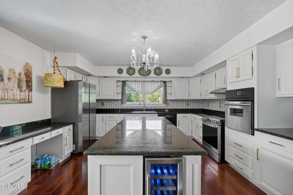 Photo #7: 6140 Hodges Street