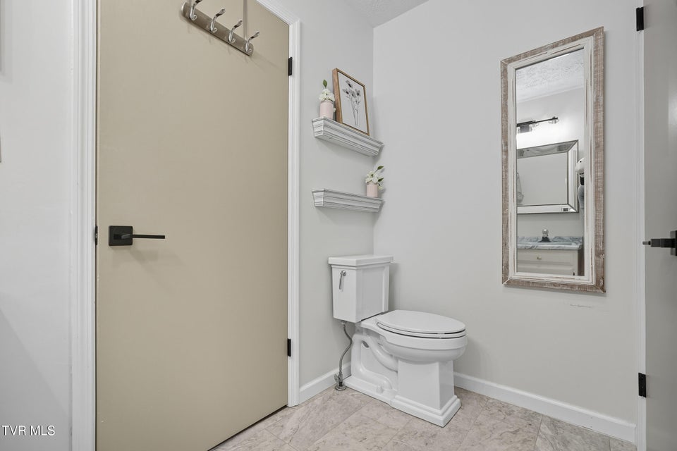 Photo #38: 6140 Hodges Street