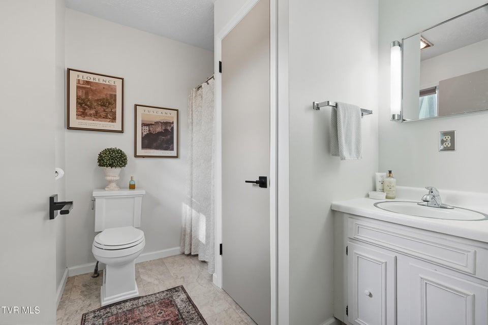 Photo #39: 6140 Hodges Street