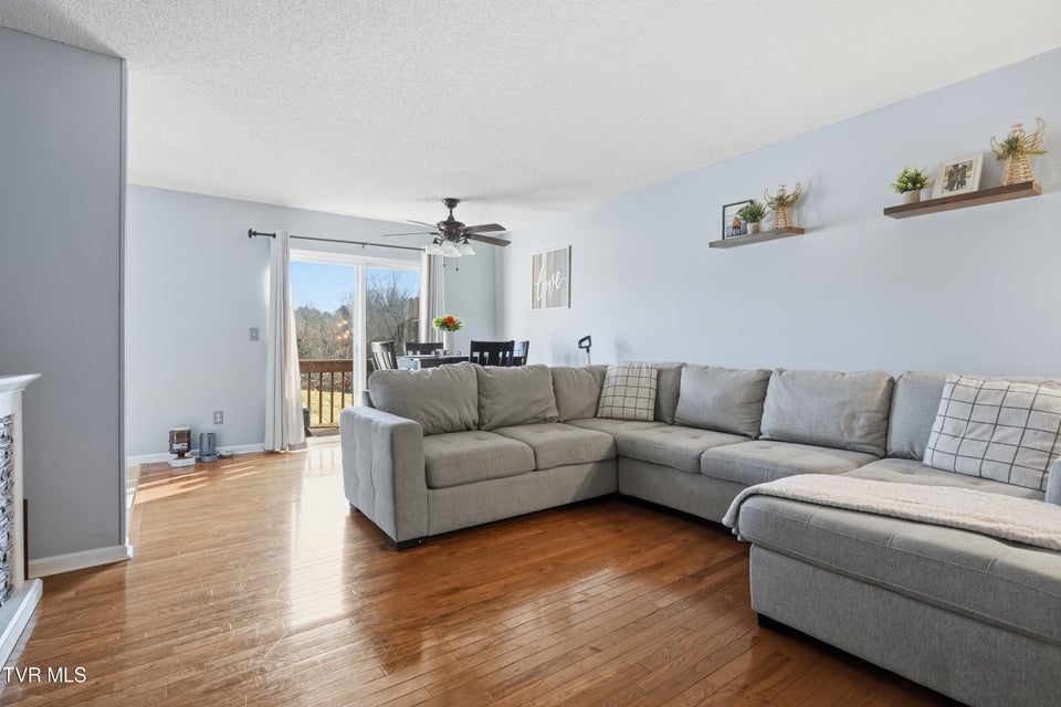 Photo #3: 504 Hallbrook Drive 