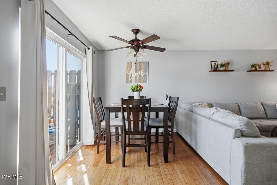 Photo #8: 504 Hallbrook Drive 