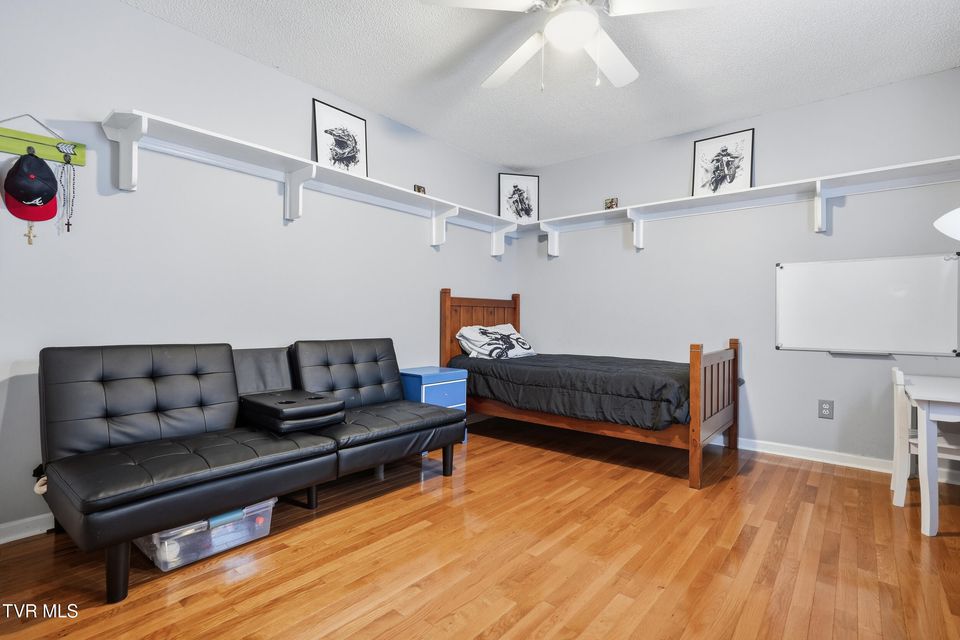 Photo #9: 504 Hallbrook Drive 