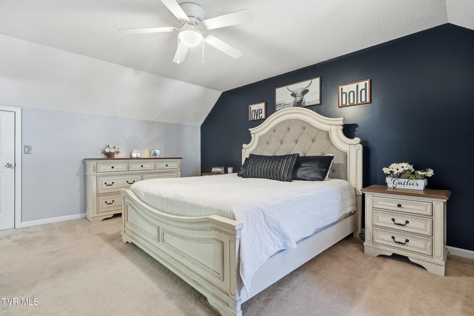 Photo #12: 504 Hallbrook Drive 