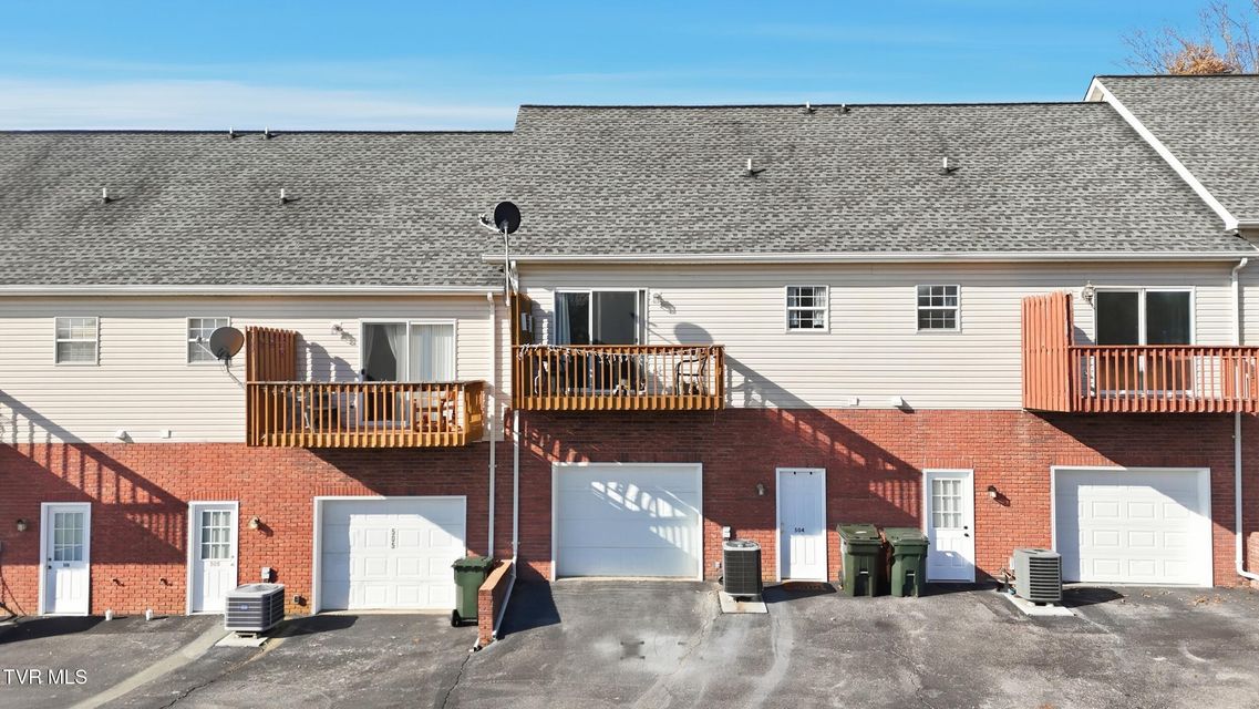 Photo #20: 504 Hallbrook Drive 