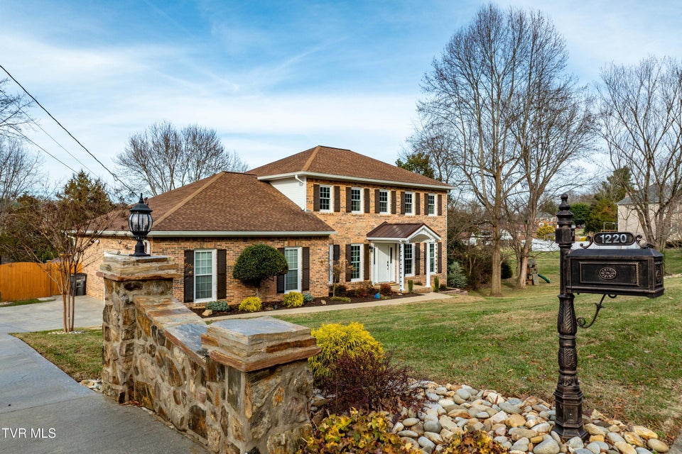 Photo #3: 1220 Morning Dove Drive