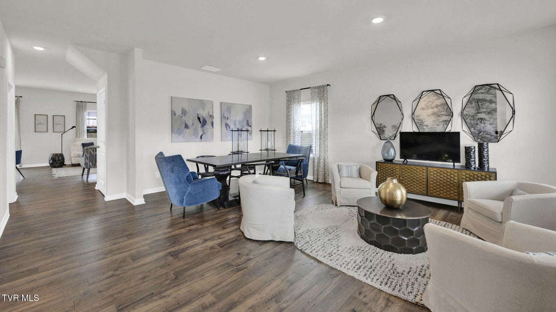 Photo #2: 559 Fieldcrest Road 