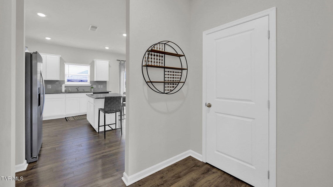 Photo #19: 559 Fieldcrest Road 