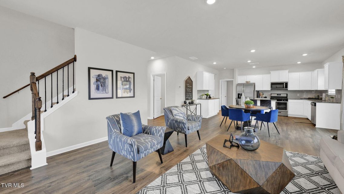 Photo #23: 559 Fieldcrest Road 