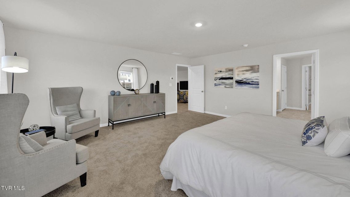 Photo #34: 559 Fieldcrest Road 