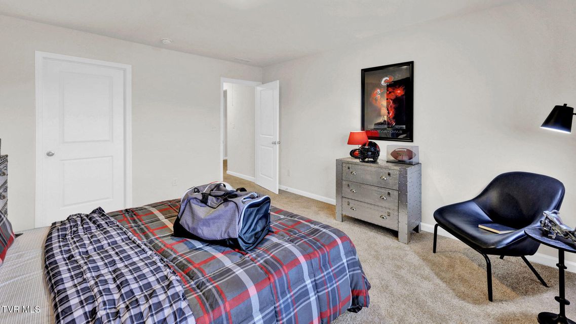 Photo #41: 559 Fieldcrest Road 