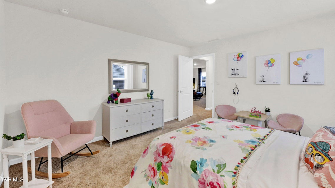 Photo #43: 559 Fieldcrest Road 