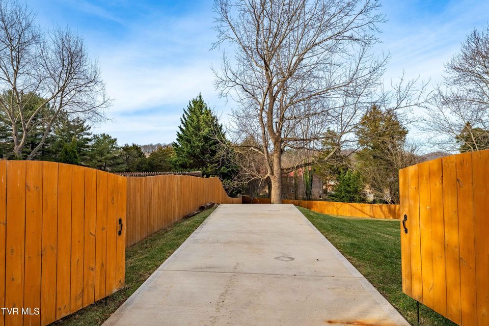 Photo #53: 1220 Morning Dove Drive