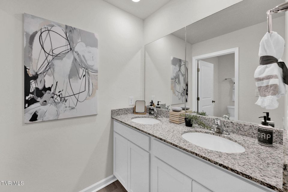 Photo #30: 648 Saint Andrews Drive 