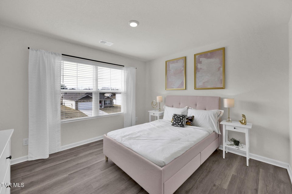 Photo #31: 648 Saint Andrews Drive 