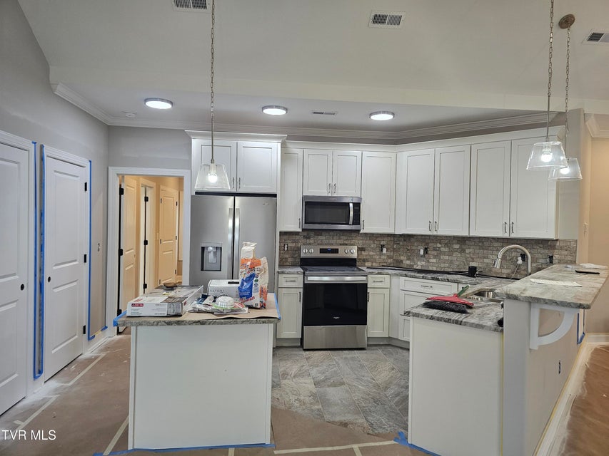 Photo #11: 737 Pasture Ridge 