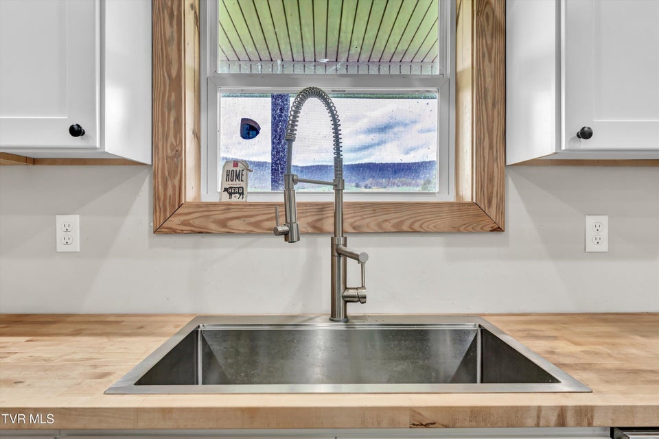 Photo #11: 4144 Back Valley Road