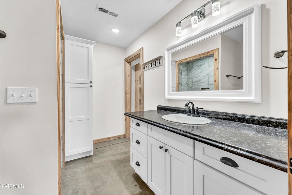 Photo #14: 4144 Back Valley Road