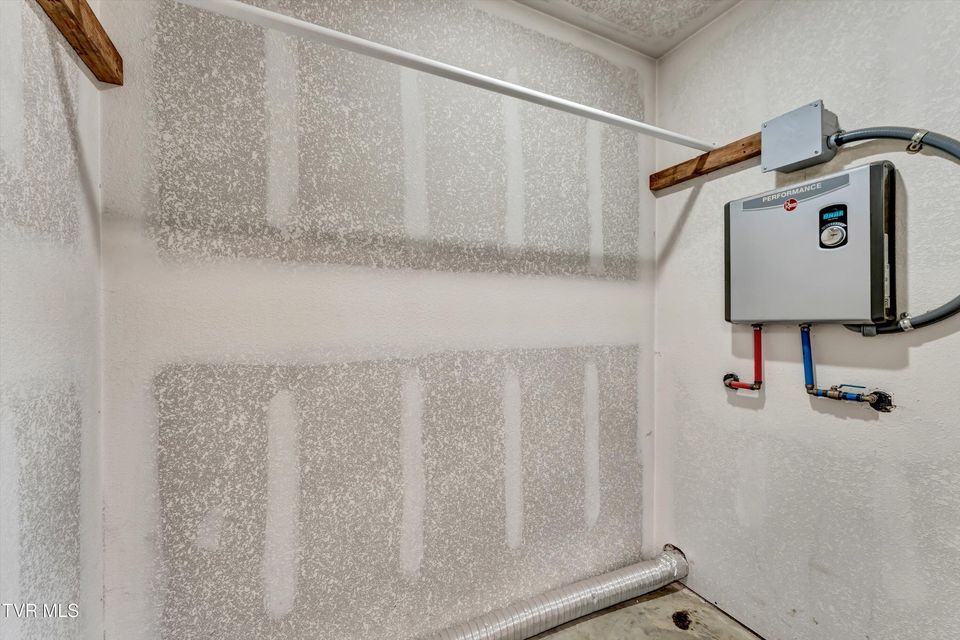 Photo #32: 4144 Back Valley Road