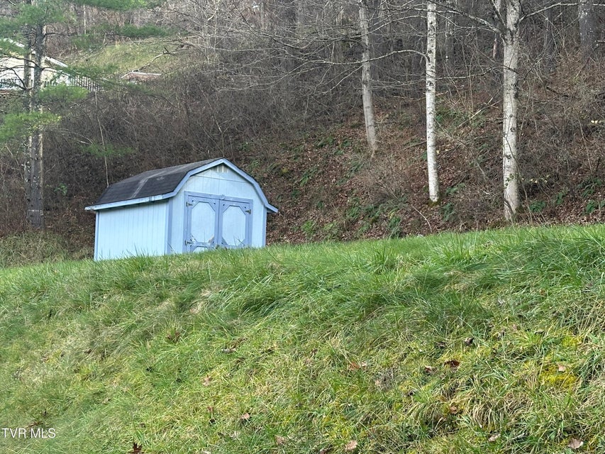 Photo #3: 300 Ridge Road