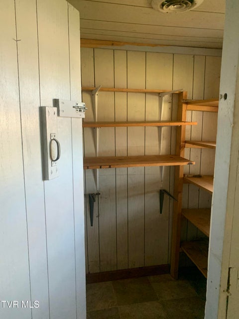 Photo #16: 160 Fox Glen Road