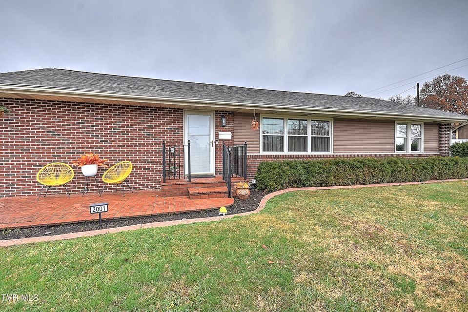 Photo #5: 2001 Sevier Avenue