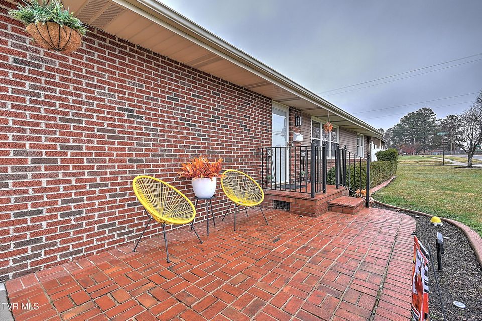 Photo #6: 2001 Sevier Avenue