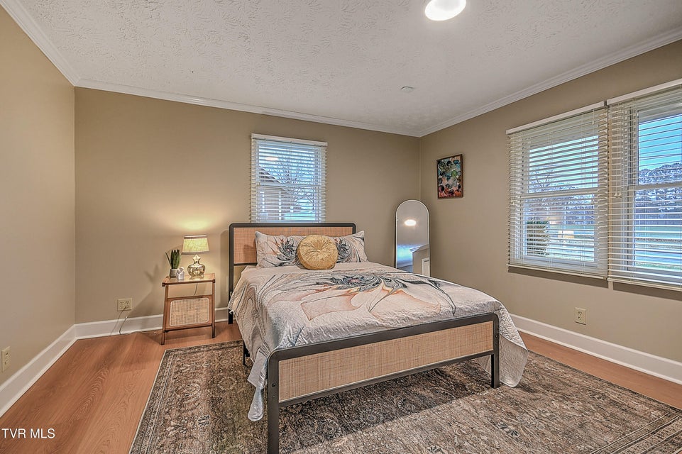 Photo #35: 2001 Sevier Avenue