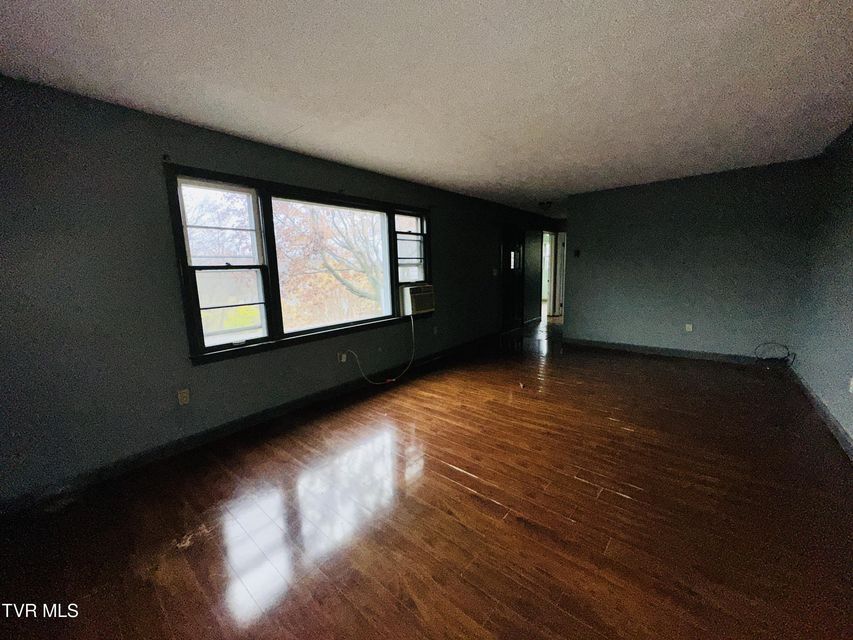 Photo #4: 270 Pace Drive