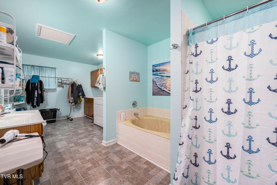 Photo #17: 156 Brightridge Drive