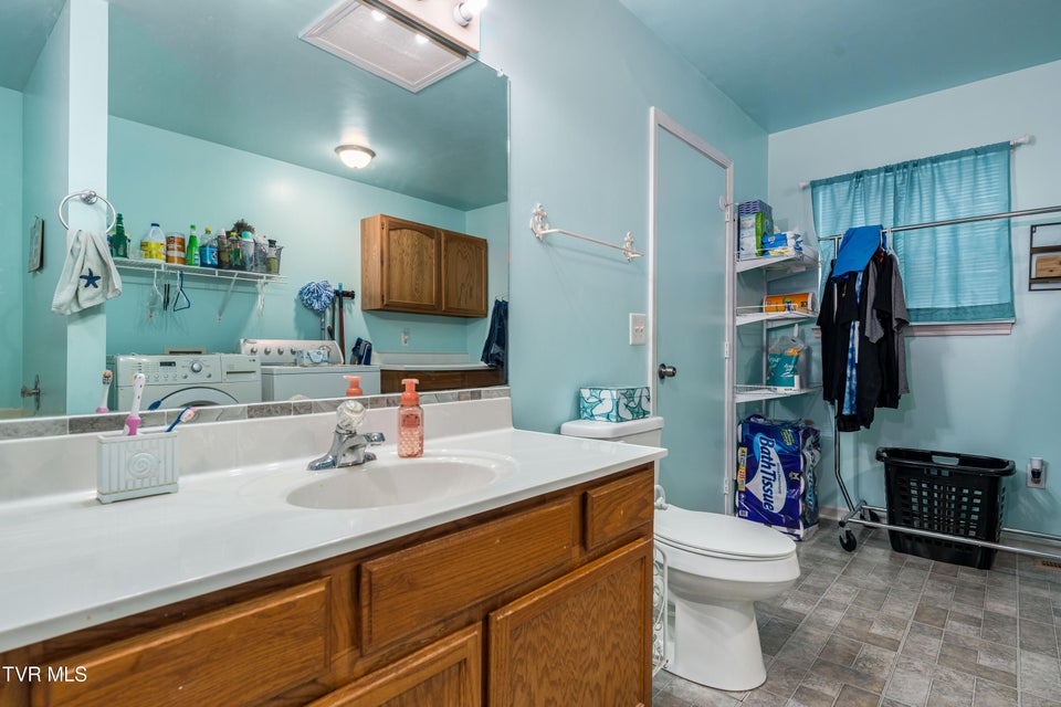 Photo #18: 156 Brightridge Drive