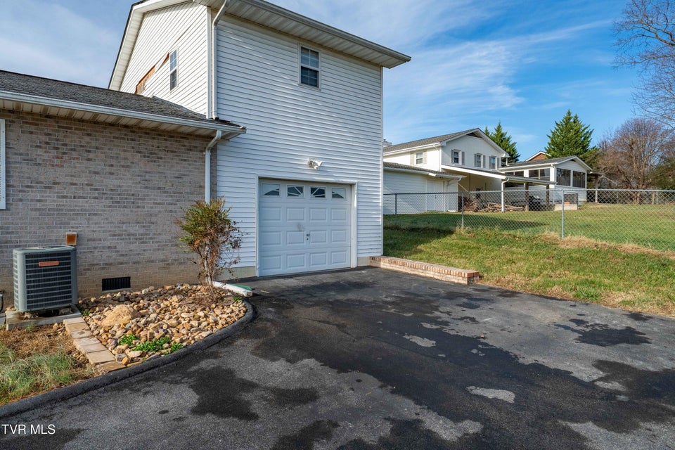 Photo #34: 156 Brightridge Drive