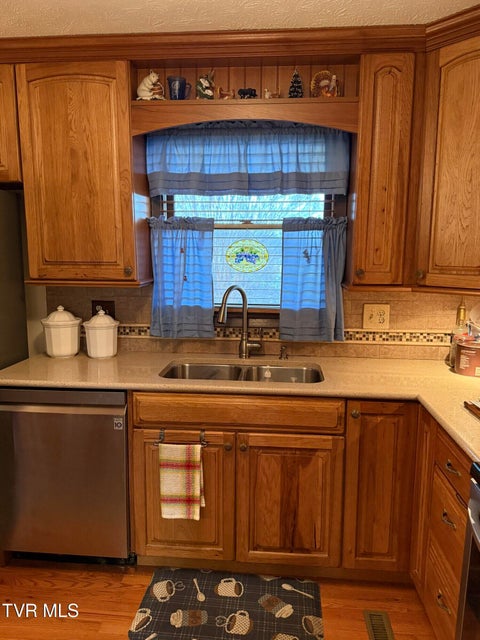 Photo #14: 529 Old Gray Station Road