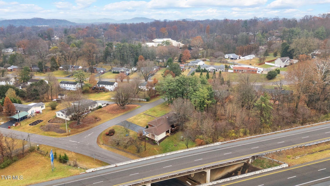 Photo #30: 700 Edgewood Drive