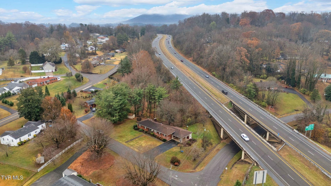 Photo #34: 700 Edgewood Drive