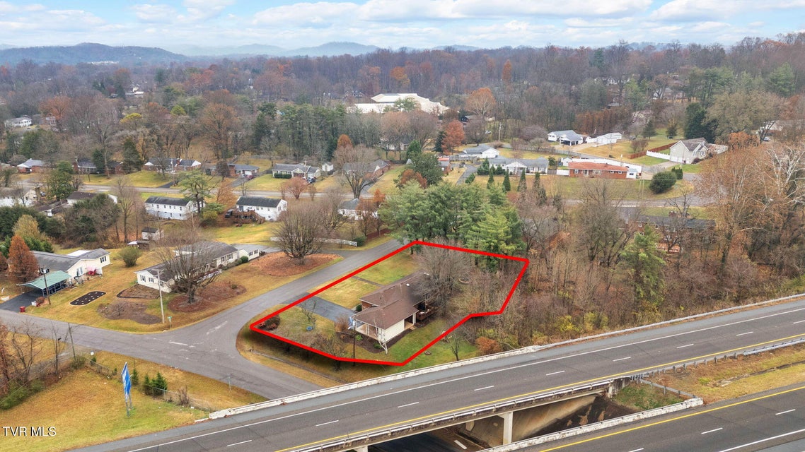 Photo #28: 700 Edgewood Drive