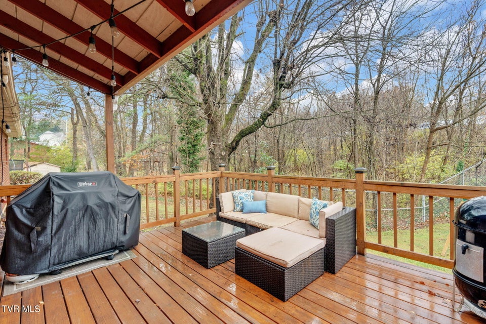 Photo #21: 700 Edgewood Drive