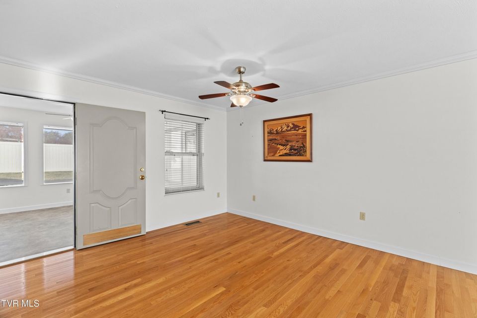 Photo #8: 4875 Stapleton Road