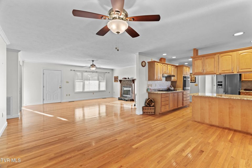 Photo #9: 4875 Stapleton Road